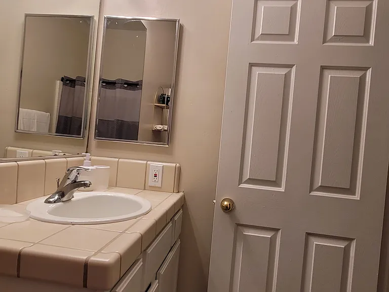 4426 Alta Verde Dr — Photo 5