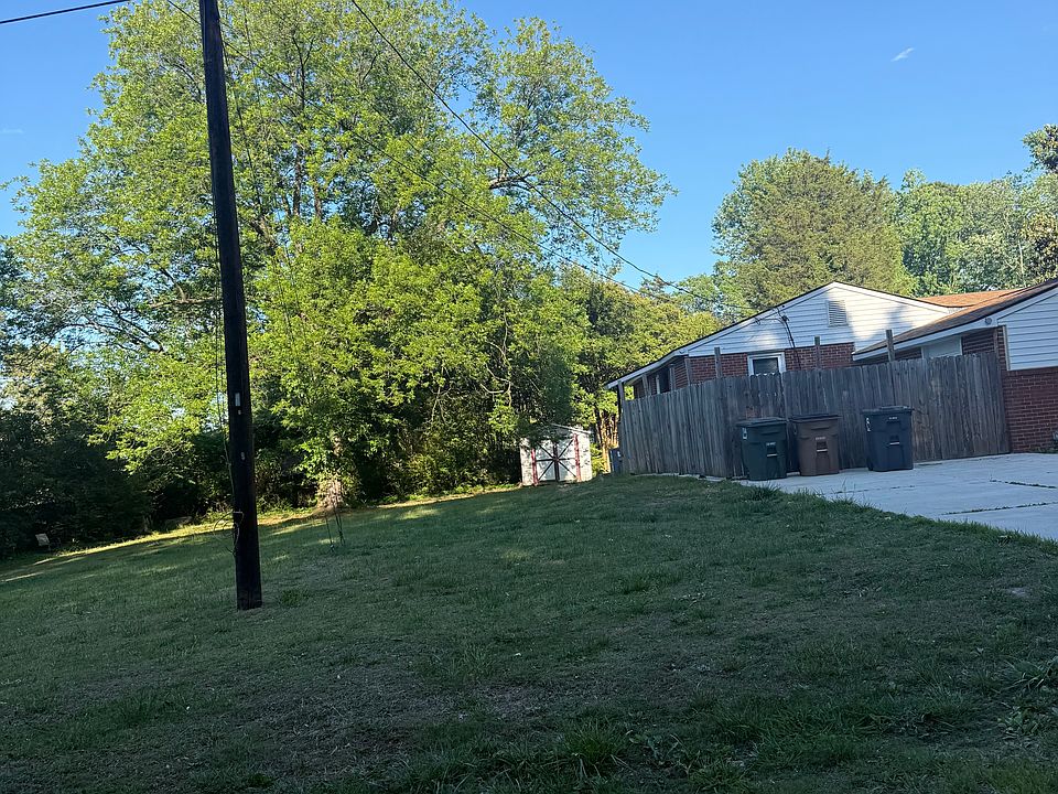 1st image of 6720 Forsythia Dr