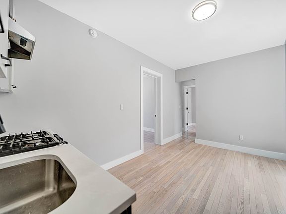 4th image of 545 W 125th St APT 41