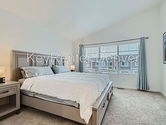 5th image of 9758 Albion Ln