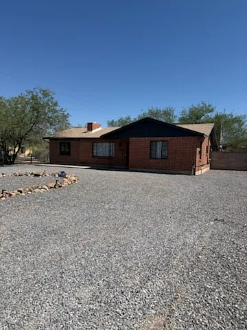 1290 E Allen Rd Photo 1