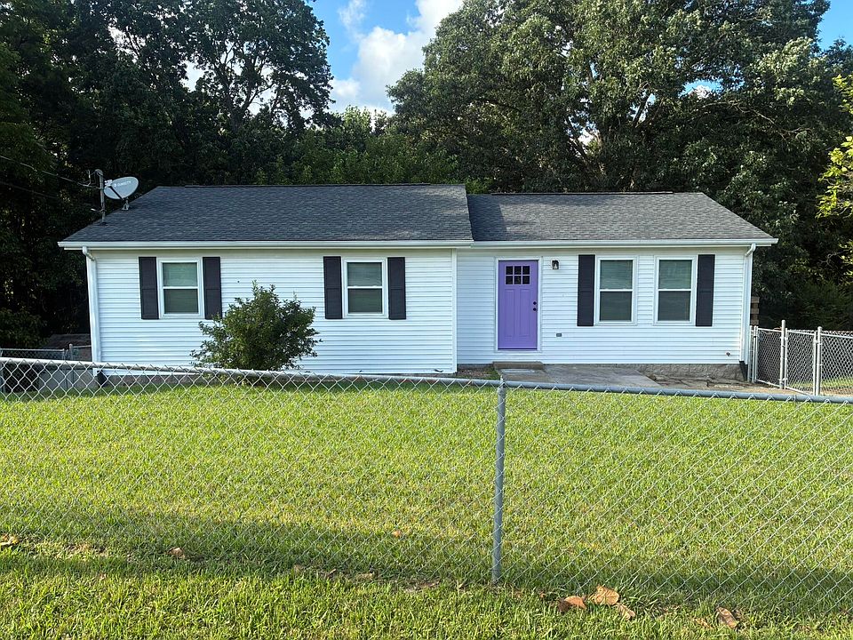 1st image of 1030 Gordon Hill Pike