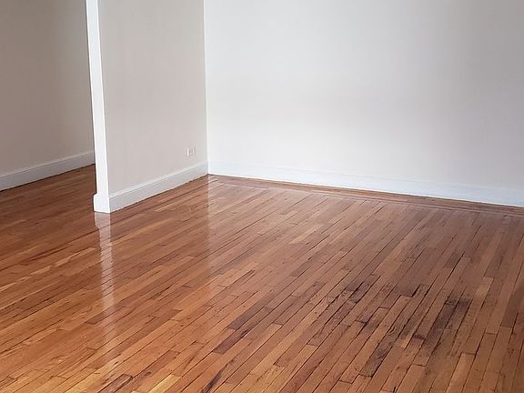3rd image of 205 E 82nd St APT 3H