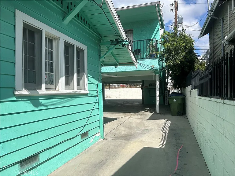 4727 Oakwood Ave — Photo 27