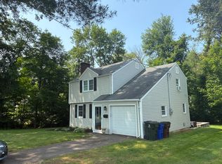23 Briarwood Rd, West Hartford, CT 06107