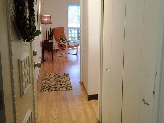 3rd image of 705 S Alton Way Unit 12A