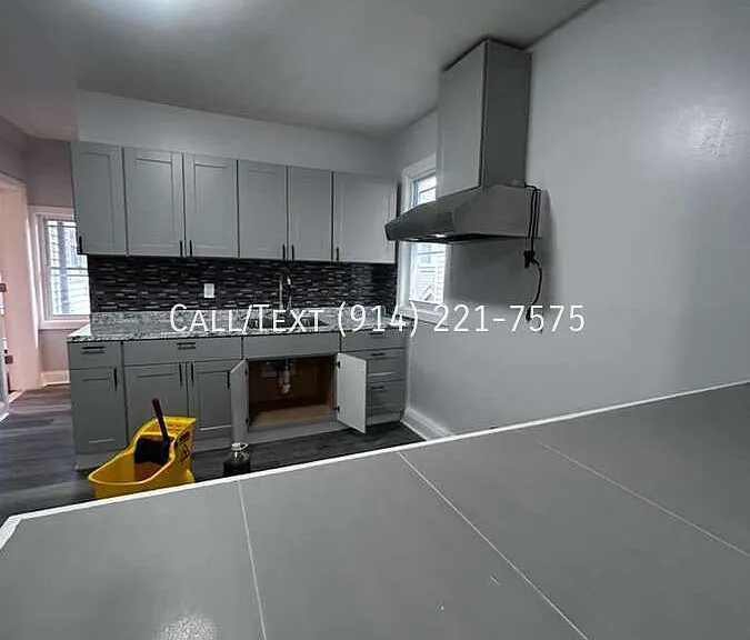 162 Linden St — Photo 12