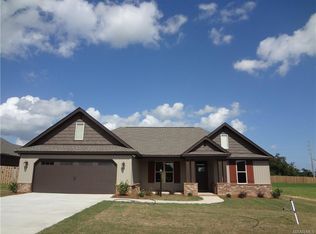 60 Village Way, Wetumpka, AL 36093