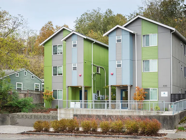 Elegant, Efficient Studios in Beautiful Delridge! — Photo 22
