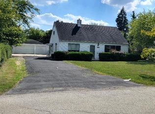 3115 Dell Pl, Glenview, IL 60025