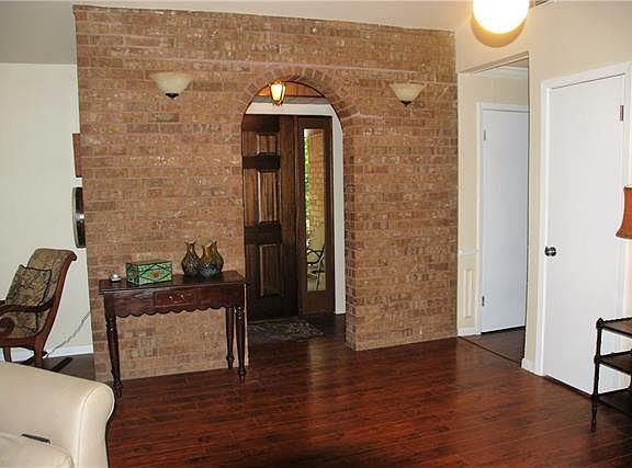 4th image of 3117 Brett Jackson Dr
