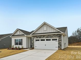 129 Jacobs Hill Pl, Troutman, NC 28166