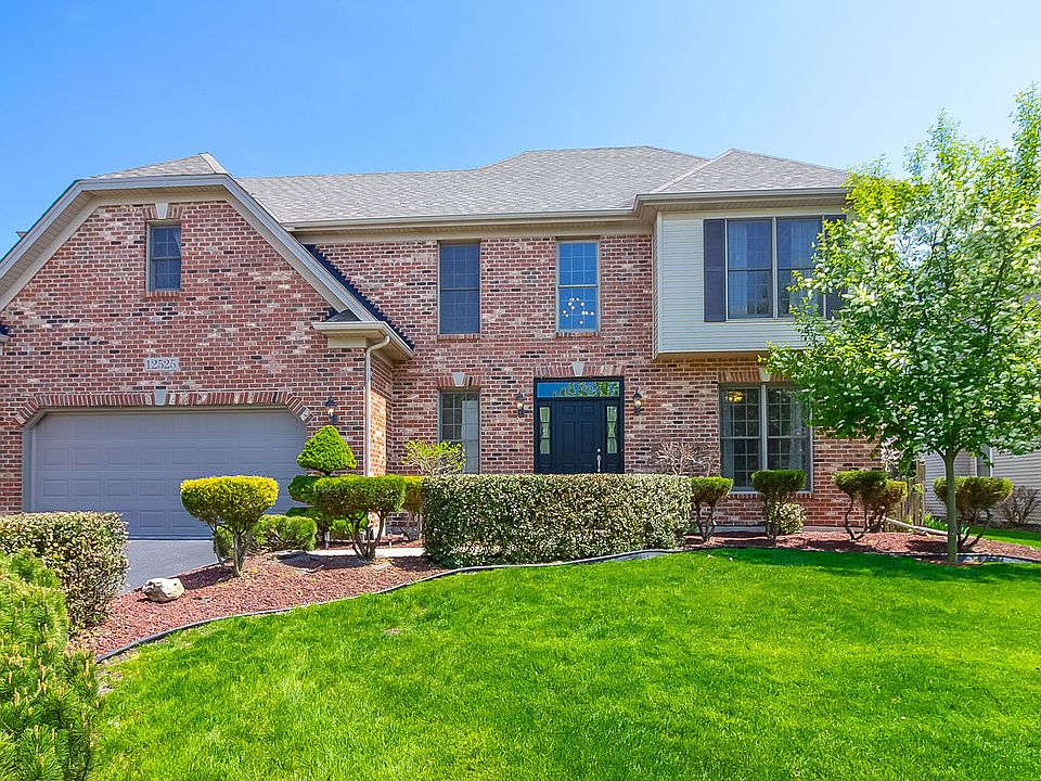 1st image of 12525 S Lily Ln
