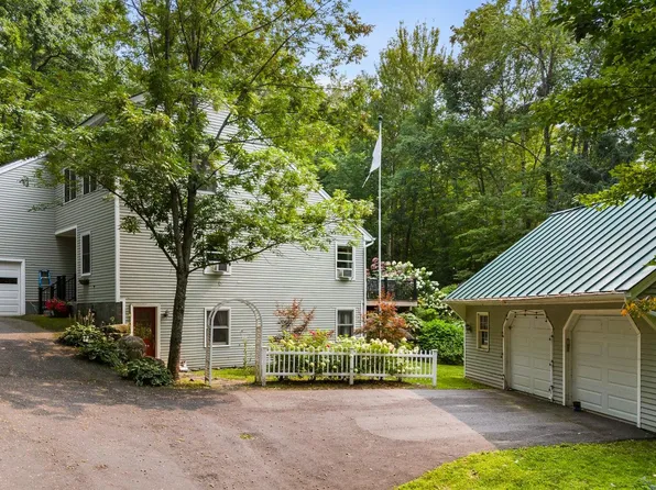 70 Lake Avenue, Sunapee, NH 03782