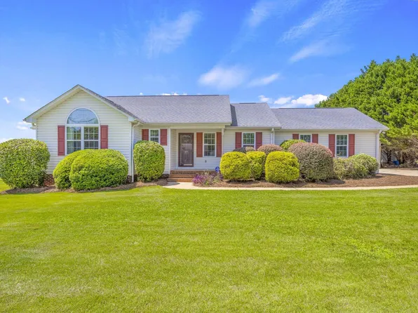 40 Pine Ridge Rd, Lyman, SC 29365