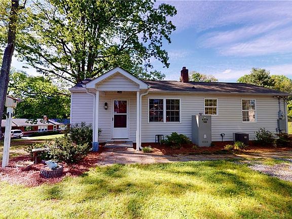 2nd image of 311 Eastwood Dr #3