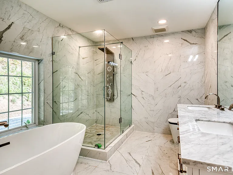 171 Oregon Rd — Photo 31