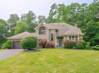 239 Totem Trl, Rochester, NY 14617