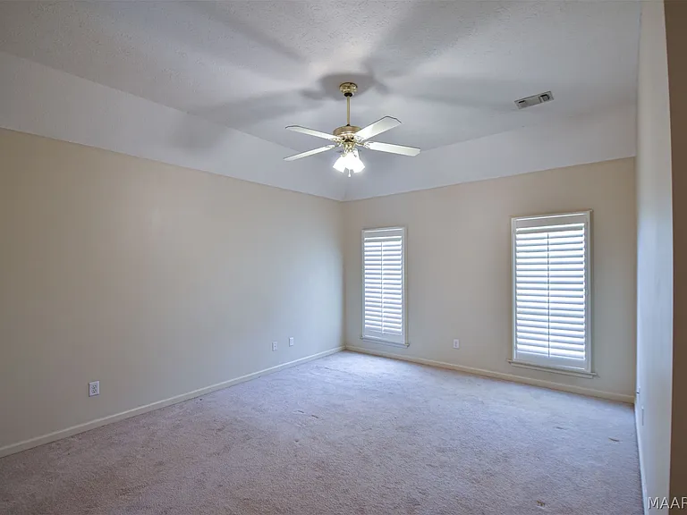 1691 Rambling Brook Ln — Photo 33