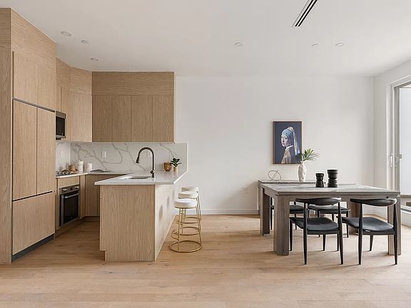 3rd image of 1220 Putnam Ave #4