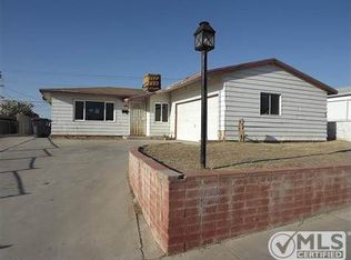 936 E Virginia Way, Barstow, CA 92311