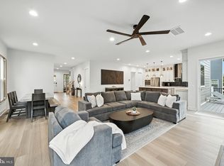 24008 Littleleaf Ct, Aldie, VA 20105
