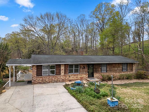 5th image of 513 Paradise Cir