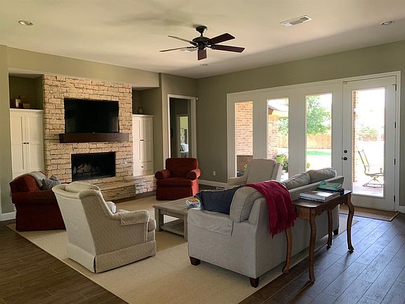 4th image of 1410 Cactus Dr