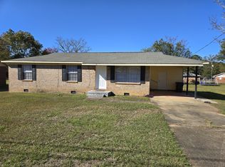 211 Rock Creek Rd, Headland, AL 36345