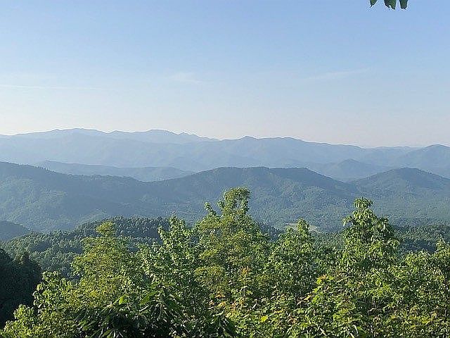 Mountain Views Year Round