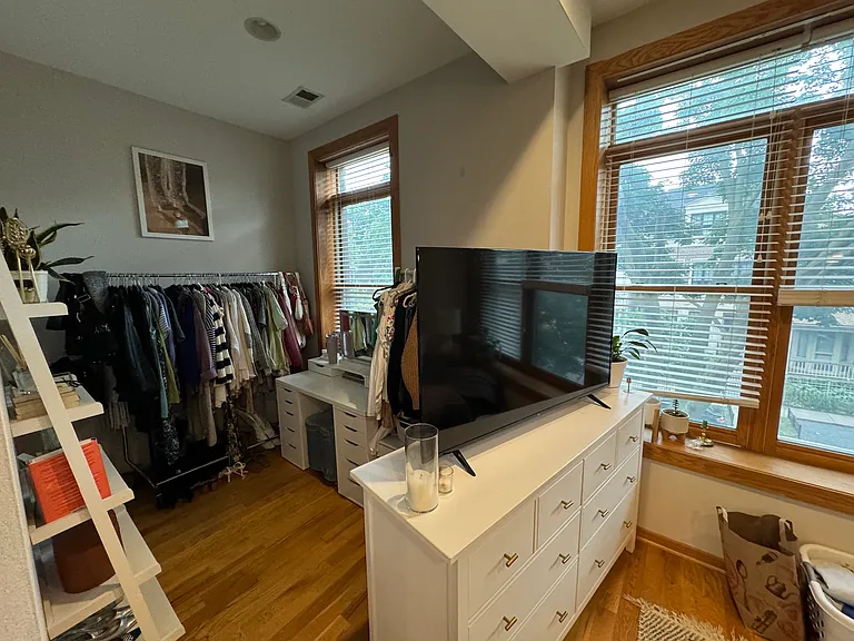 2620 N Dayton St #2F — Photo 11