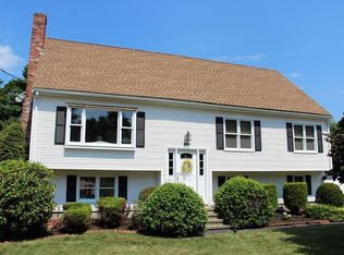 40 Vera Dr, Bridgewater, MA 02324