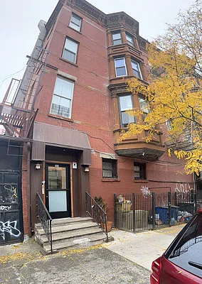 Rented by Coldwell Banker Reliable Real Estate | media 8