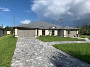 3917 SW 8th Ct, Cape Coral, FL 33914