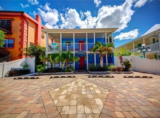 5243 Calle Menorca, Sarasota, FL 34242