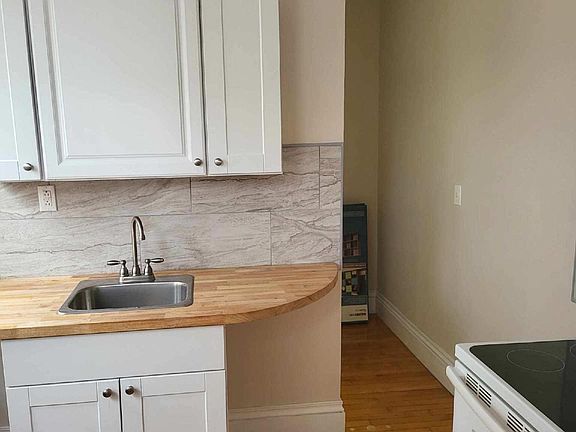 3rd image of 4756 Matilda Ave #1F