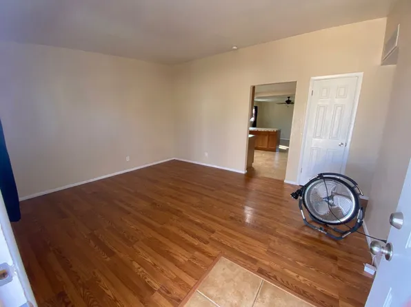 825 Marcella St NE, Albuquerque, NM 87123