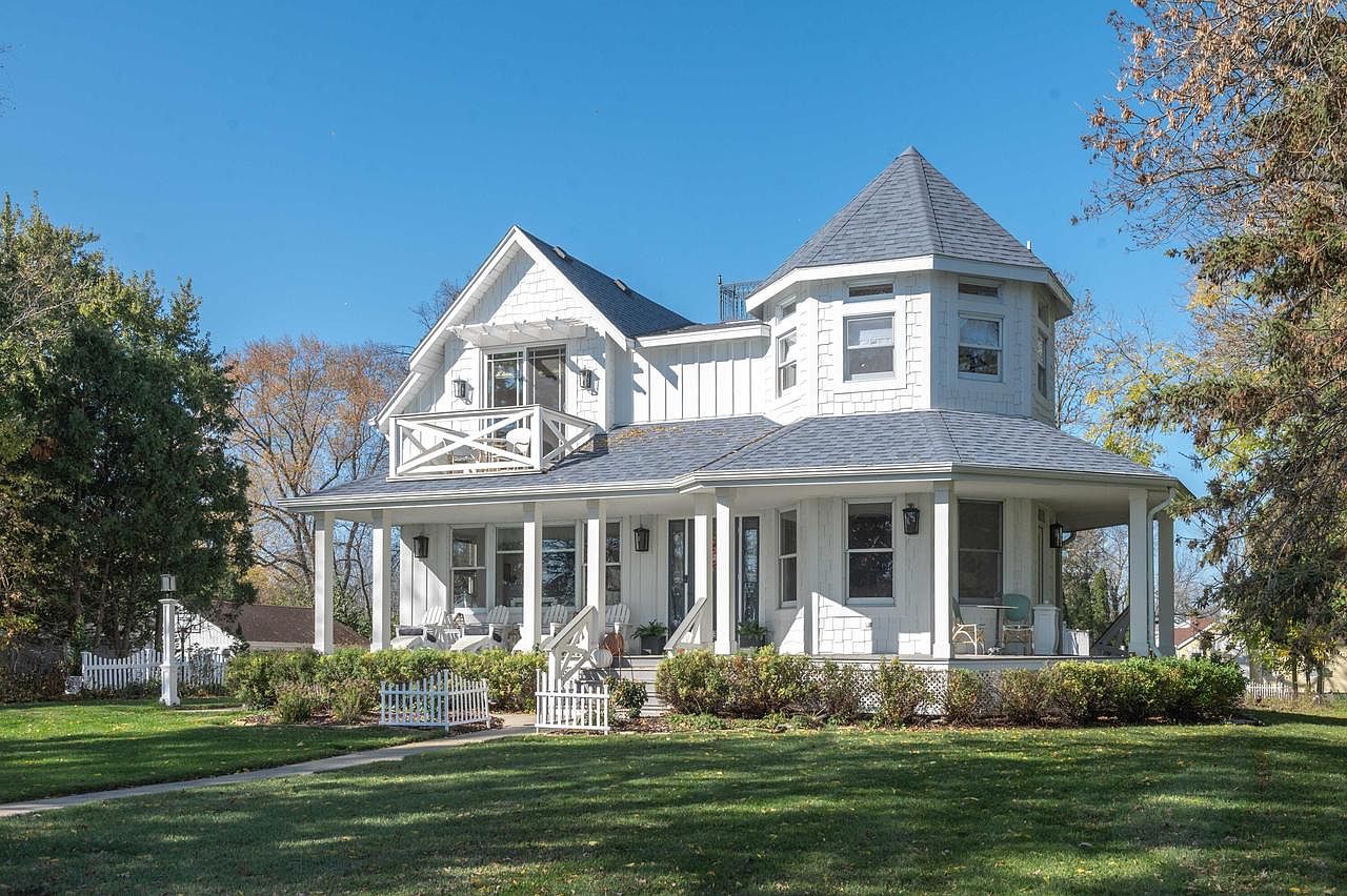 538 Lac La Belle DRIVE, Oconomowoc, WI 53066 Zillow