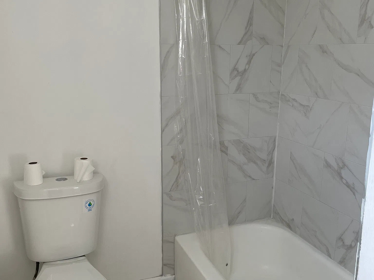 1 bed, $1,005 — Photo 4