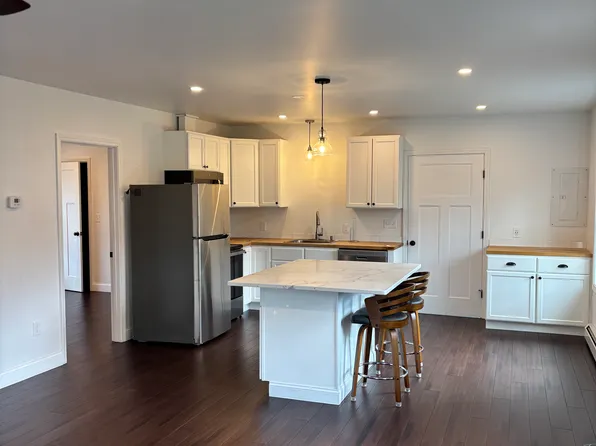 41 Muzzy Ridge Rd, Searsmont, ME 04973