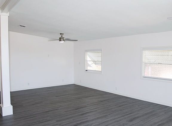 4th image of 159 Emanus Ct #1220