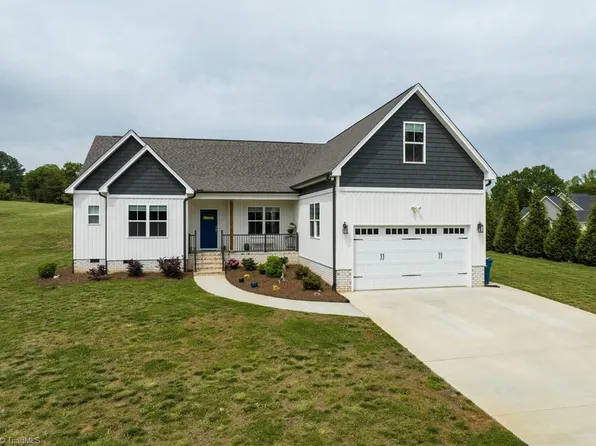 593 Juney Beauchamp Rd, Advance, NC 27006