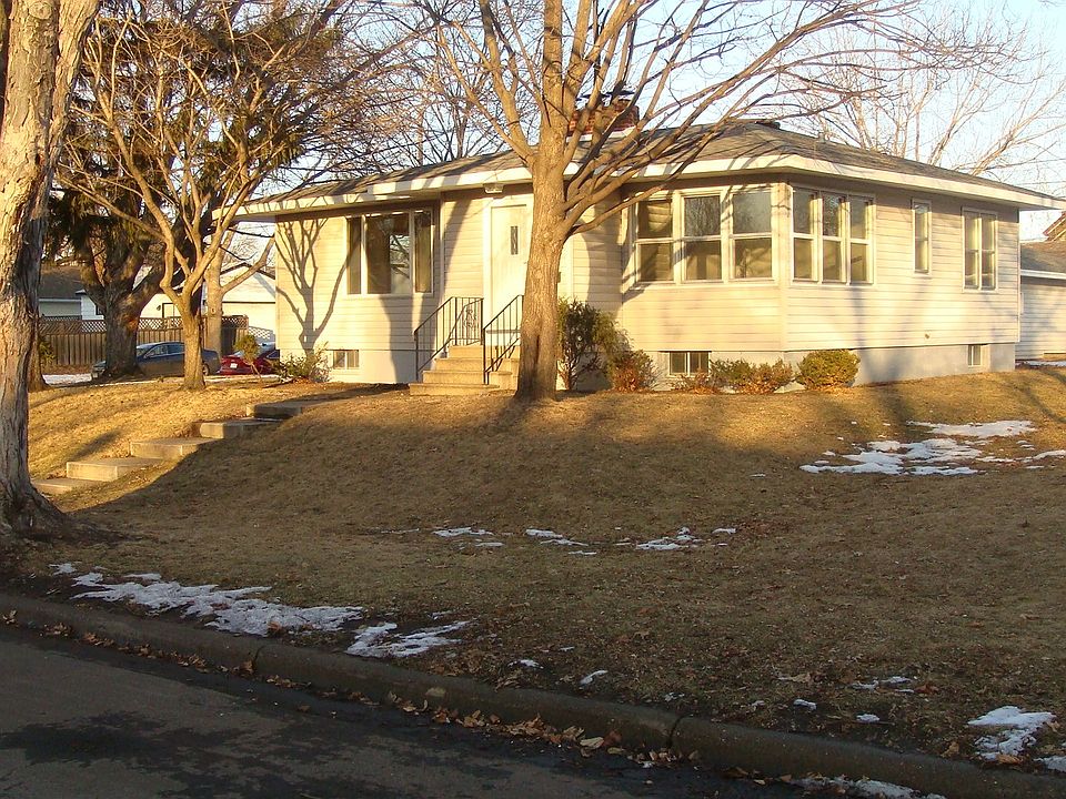 1st image of 1307 6th Ave S