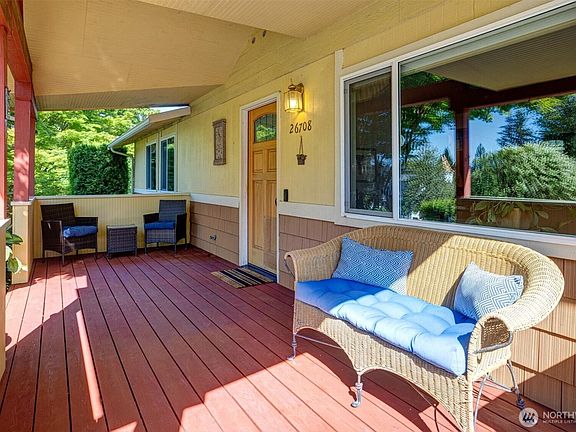 4th image of 26708 NE Cherry Street