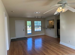 617 Oak Park #617, Boerne, TX 78006