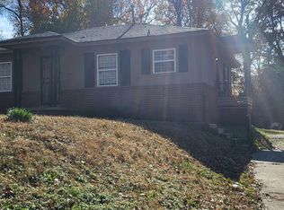 1915 The Oaks Ave, Memphis, TN 38127