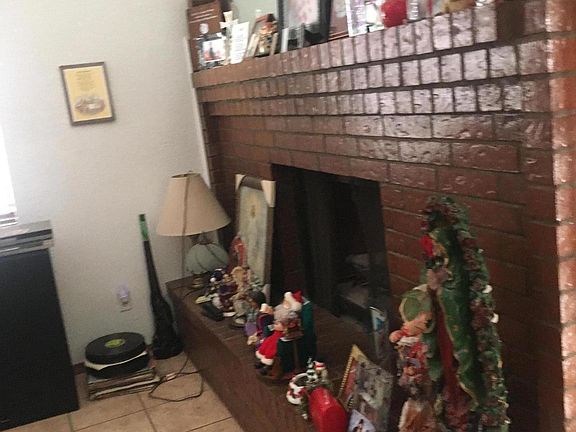 4th image of 1531 Vanderbilt Dr