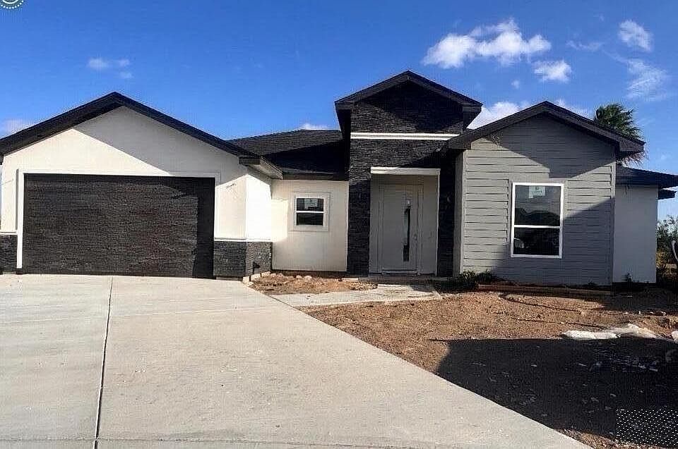 1st image of 4716 River Oak Cir