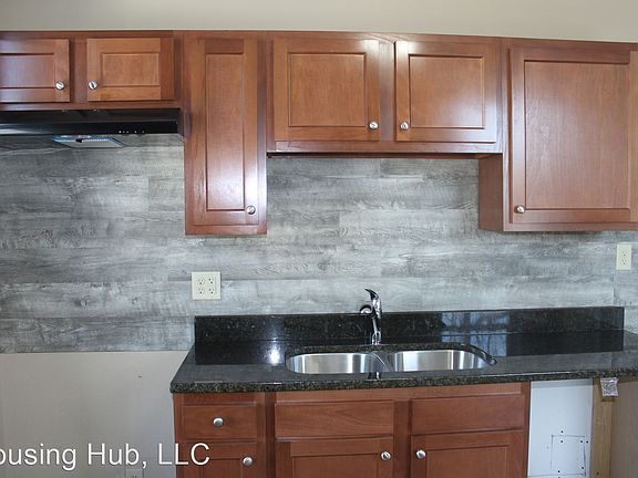 5th image of 779 6th St E APT 2