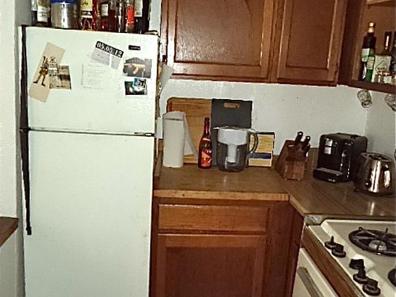 3rd image of 310 Clermont Ave #Four